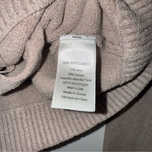 Barefoot Dreams CozyChic Ultra Lite Jacket Girls Size 12/14 Youth - Picture 3 of 7